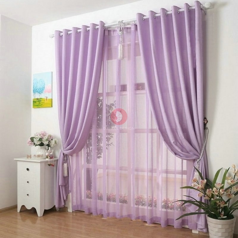 Set Hanging Curtains